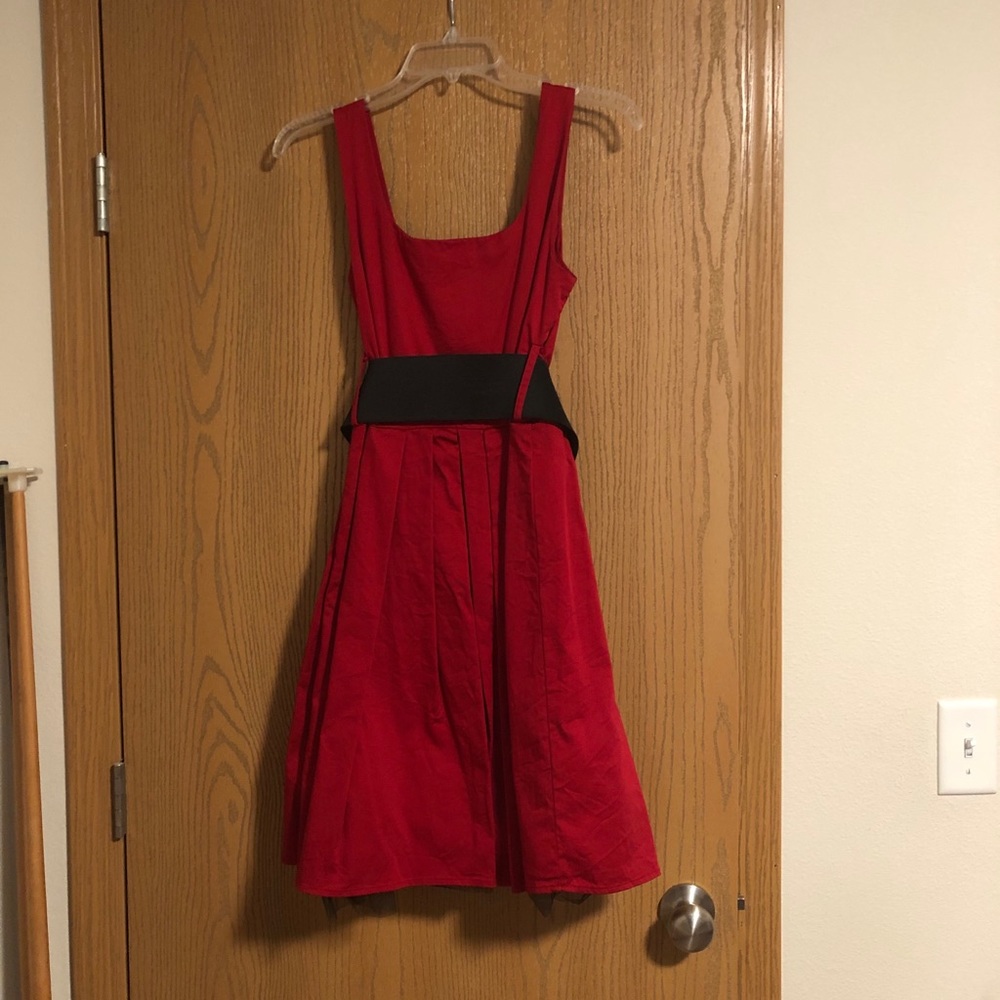 Dress - Picture 2 of 4